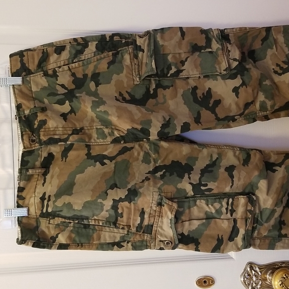 Levi's Camo Cargo Pants Men's 32×30. - Picture 2 of 7